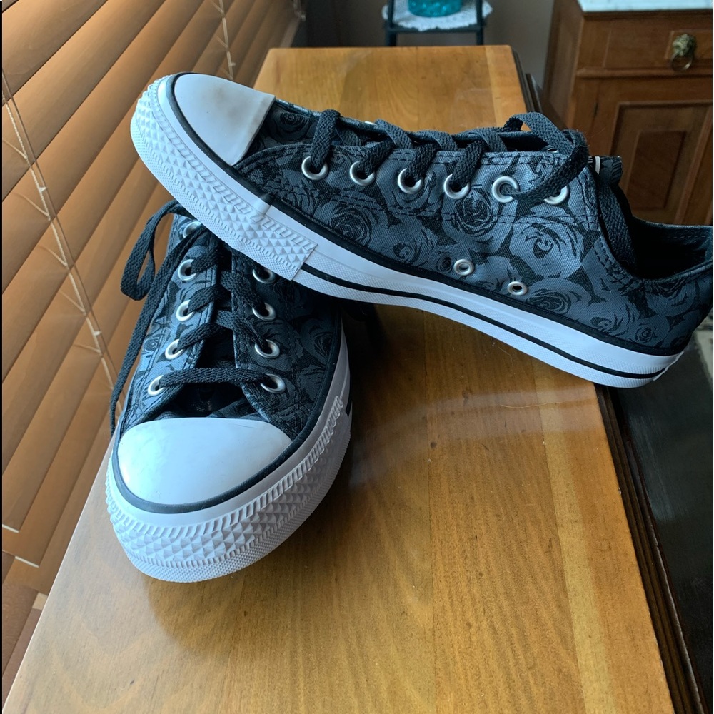 Converse All Star Black Rose Design